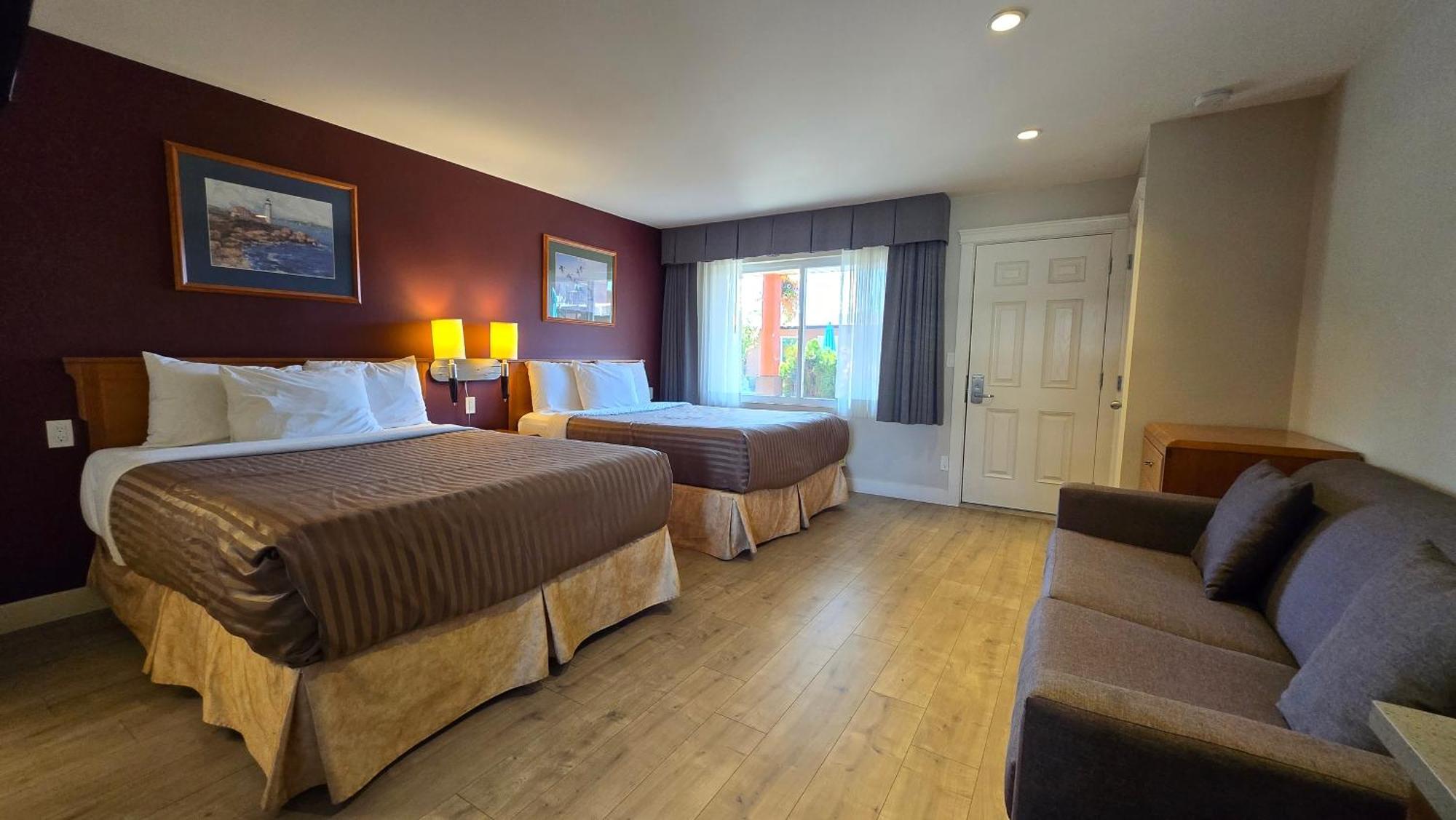 Sahara Courtyard Inn & Suites Osoyoos Exterior foto
