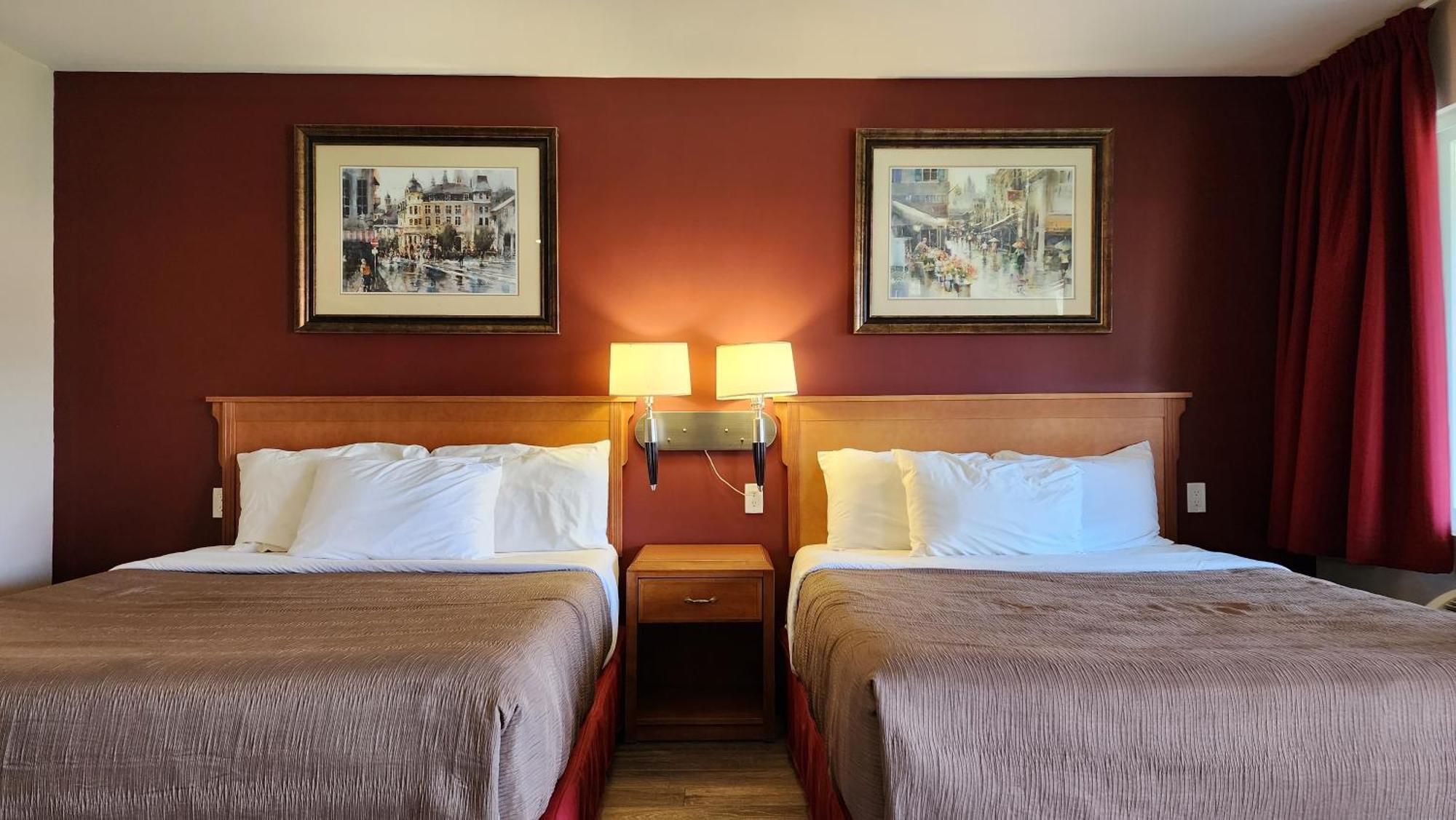 Sahara Courtyard Inn & Suites Osoyoos Exterior foto
